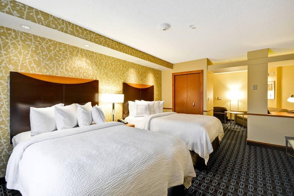 Fairfield Inn & Suites by Marriott Tampa Fairgrounds/Casino | 6720 Lakeview Center Dr, Tampa, FL 33619, USA | Phone: (813) 626-3000