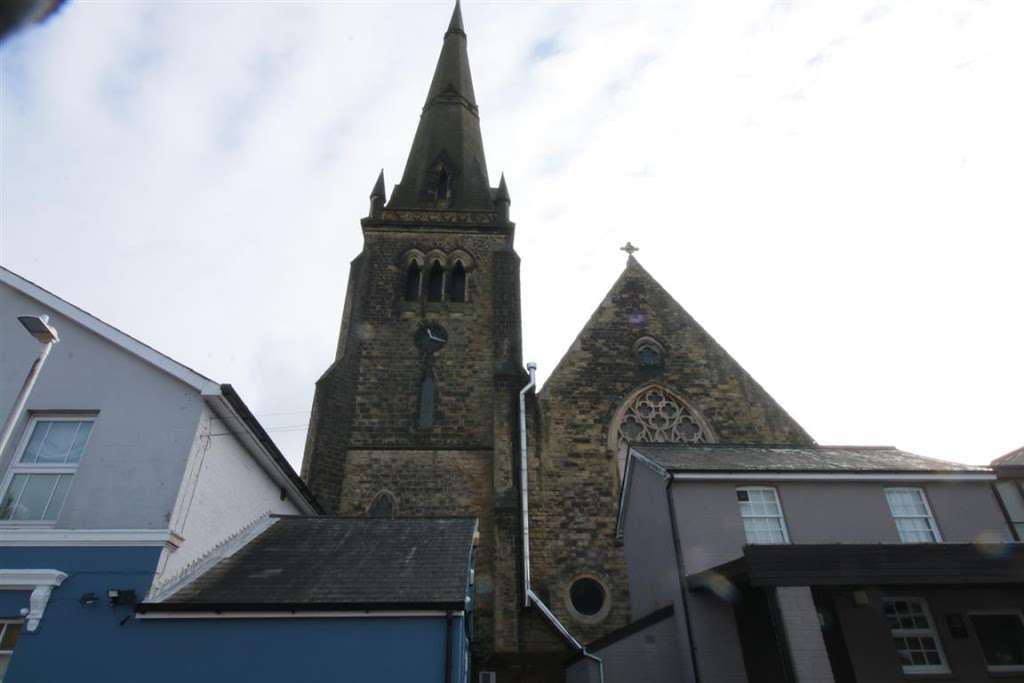 St Peters Church, Tunbridge Wells | 16 Bayhall Rd, Tunbridge Wells TN2 4UX, UK | Phone: 01892 327734