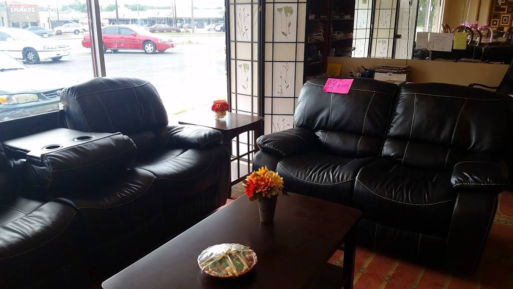 Furniture Mart | Photo 5 of 7 | Address: 2504 S Cooper St, Arlington, TX 76015, USA | Phone: (817) 303-7100