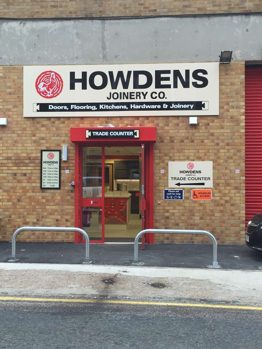 Howdens Joinery - Shadwell | 44-48 Brodlove Ln, Shadwell, London E1W 3DB, UK | Phone: 020 7791 1696