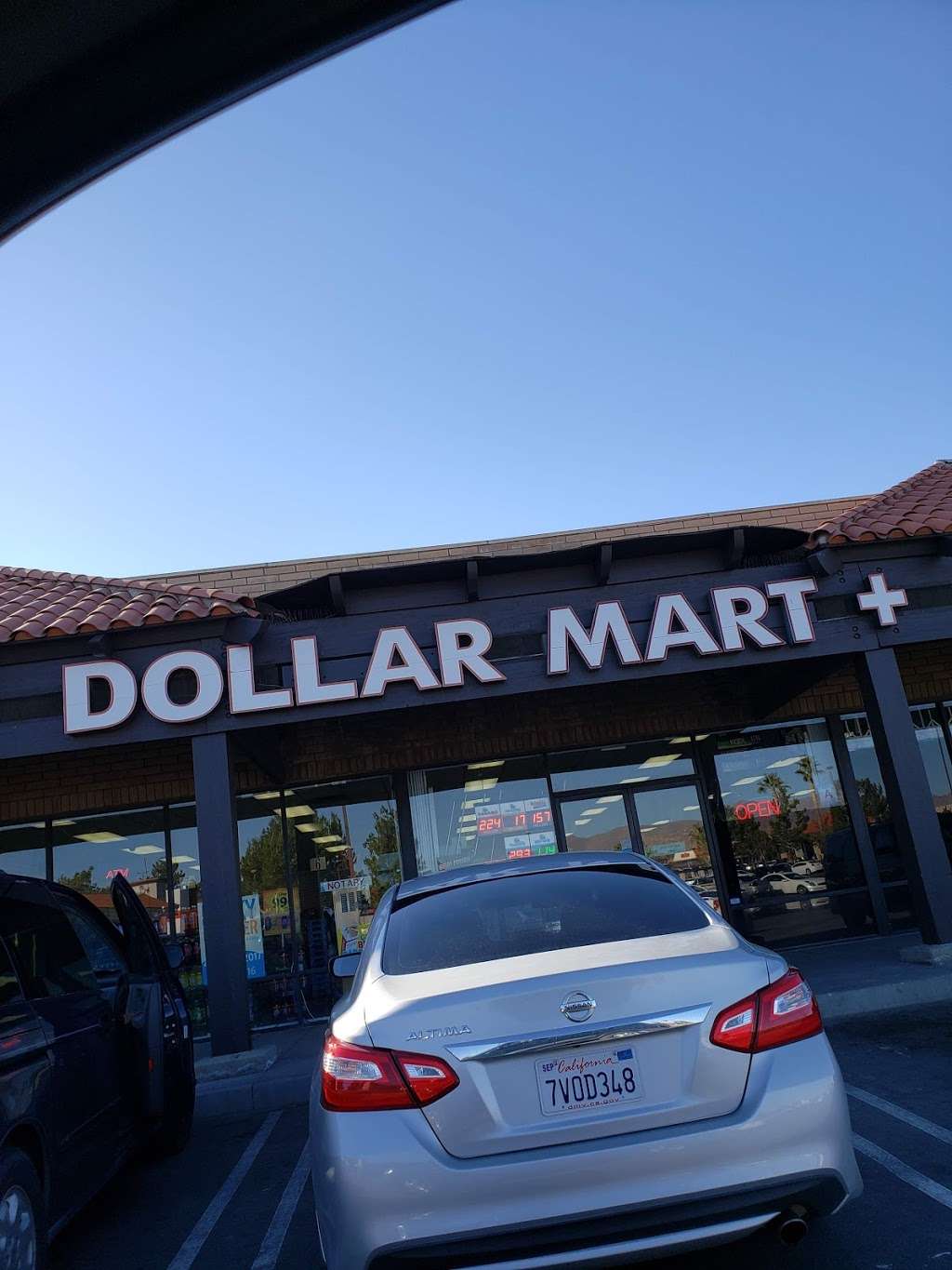Dollar Mart | 21510 Bear Valley Rd, Apple Valley, CA 92308, USA | Phone: (760) 247-5620