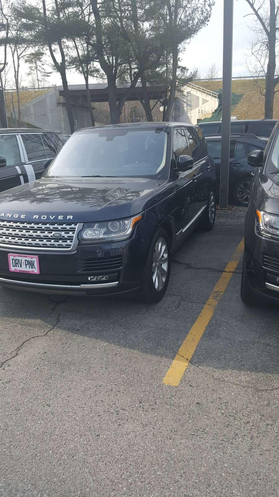 Land Rover Mt. Kisco in 299 Kisco Ave, Mt Kisco, NY 10549, USA