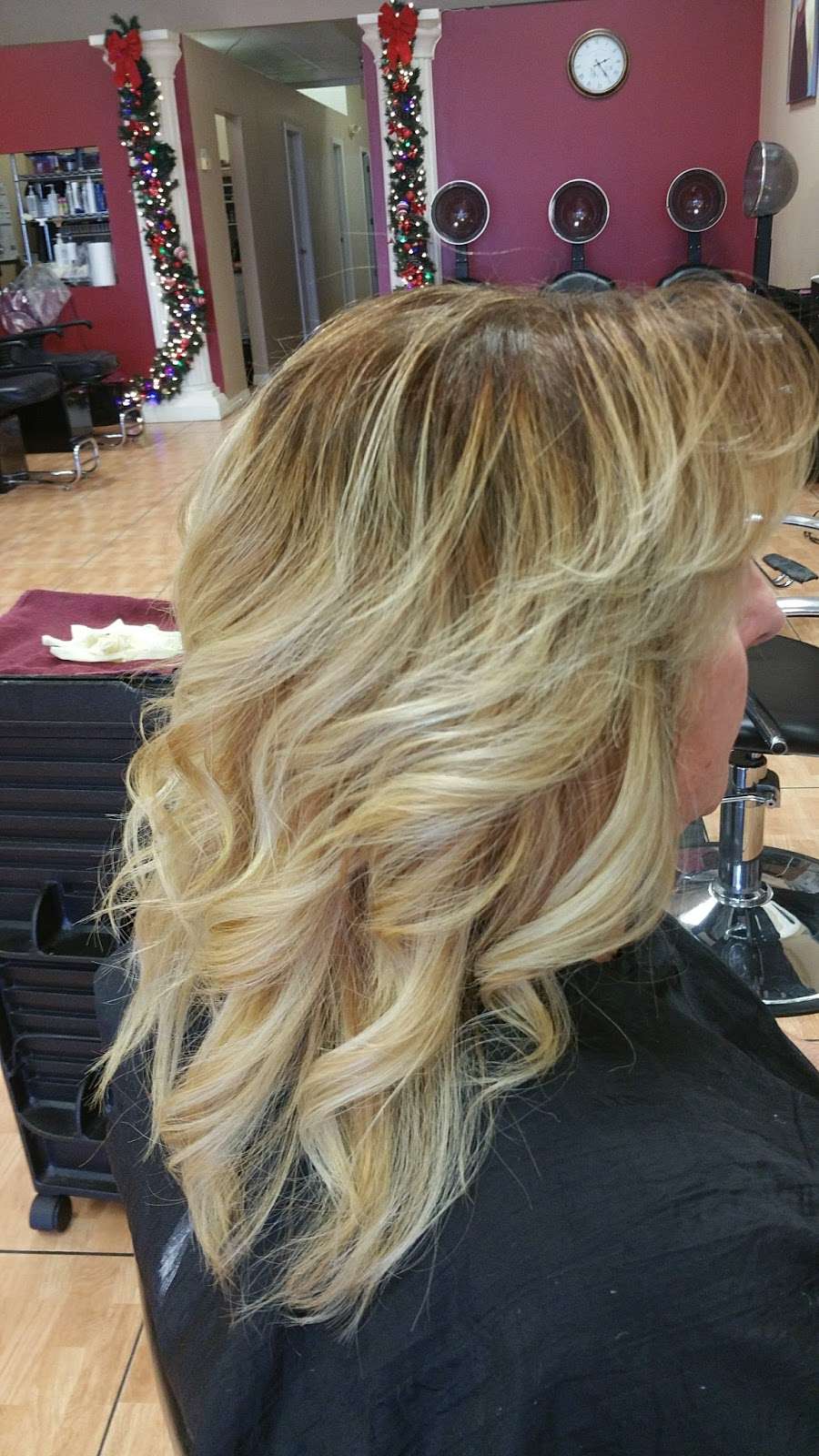 Perfect Hair & Tan | 1057 W Orange Blossom Trail, Apopka, FL 32712 | Phone: (407) 886-9826