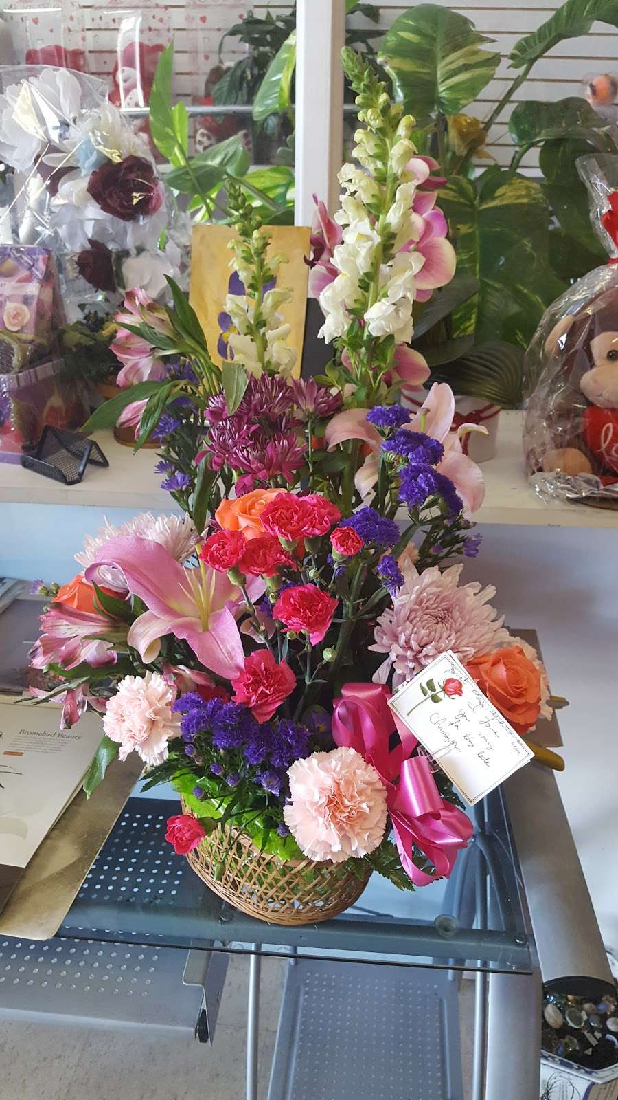 Barbs Iris Floral Boutique | 3905, 727 W Mt Houston Rd, Houston, TX 77038 | Phone: (281) 820-2294