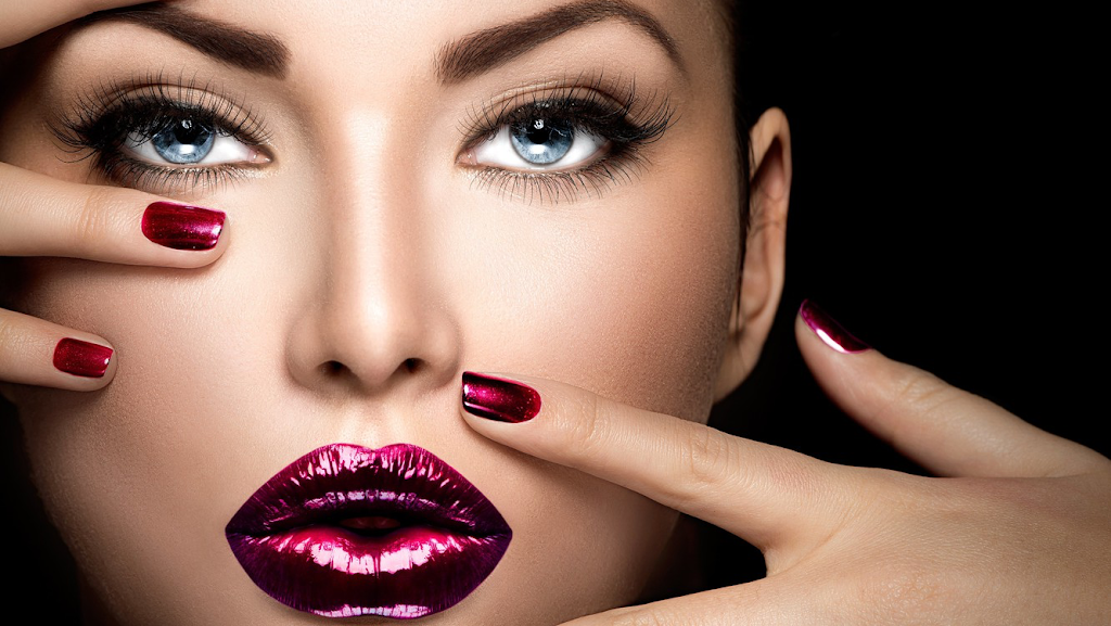 Lashed Skin and Beauty Bar | 4950 Northdale Blvd Suite 104, Tampa, FL 33624, USA | Phone: (813) 513-5691