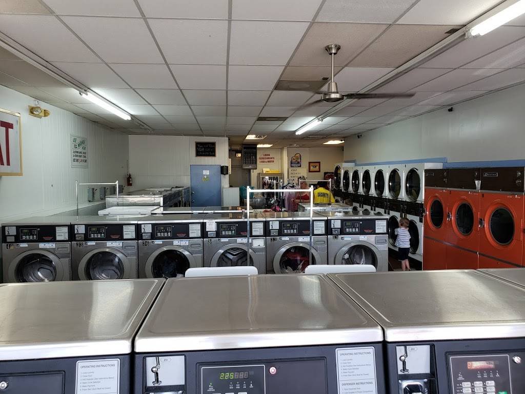 Sunrise East Laundromat | 464 Malley Dr, Northglenn, CO 80233, USA | Phone: (303) 578-9274