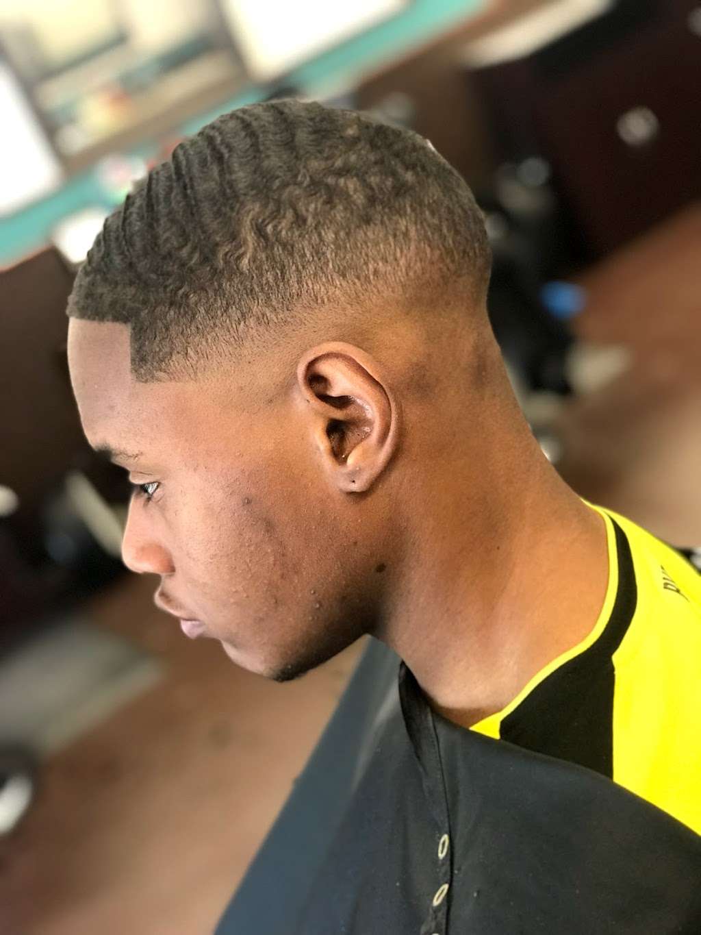 The Cutting Edge Barber and beauty | 700 N Clark Rd suite 116, Duncanville, TX 75116, USA | Phone: (469) 868-6166