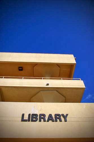 FLORIDA INTERNATIONAL UNIVERSITY LIBRARY, Hubert Library | 3000 NE 151st St, North Miami, FL 33181, USA | Phone: (305) 919-5726