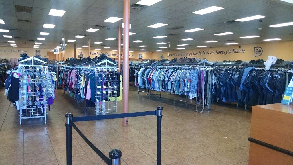 Goodwill Retail Store and Donation Center | 3345 E Tropicana Ave, Las Vegas, NV 89121 | Phone: (702) 214-2095