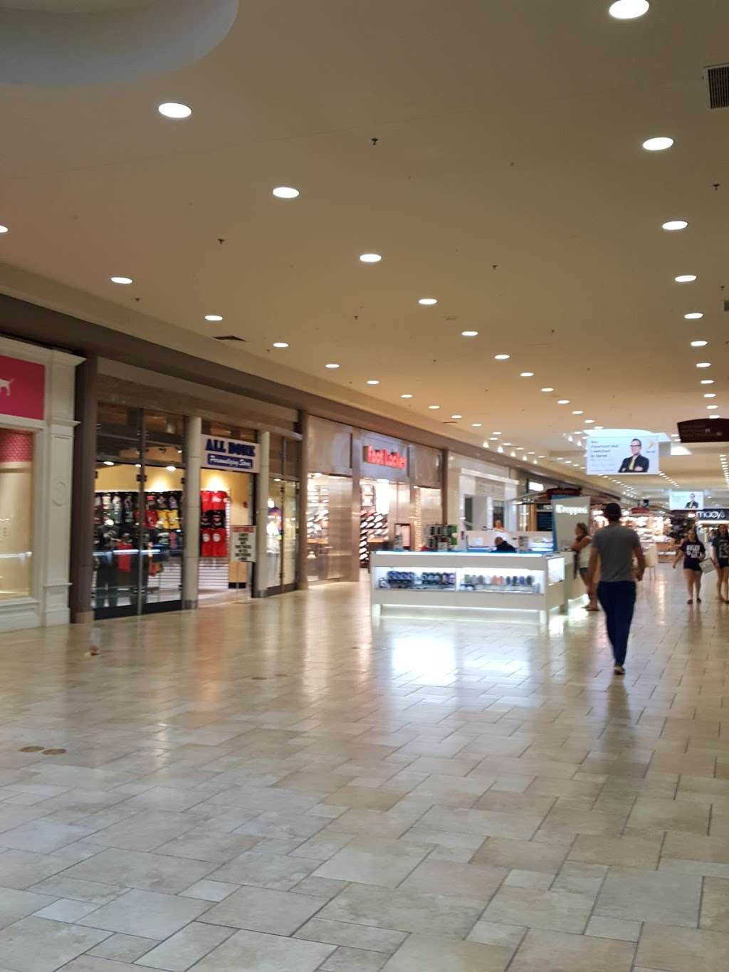 Viewmont Mall | 100 Viewmont Mall, Scranton, PA 18508, USA | Phone: (570) 346-9165