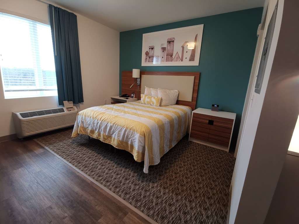 Uptown Suites Extended Stay Charlotte NC – Concord | 7850 Commons Park Cir NW, Concord, NC 28027, USA | Phone: (704) 454-1504
