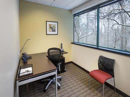 Regus - Pennsylvania, Newtown Square - Newtown Square Corporate  | 18 Campus Blvd Suite 100, Newtown Square, PA 19073, USA | Phone: (484) 423-3400