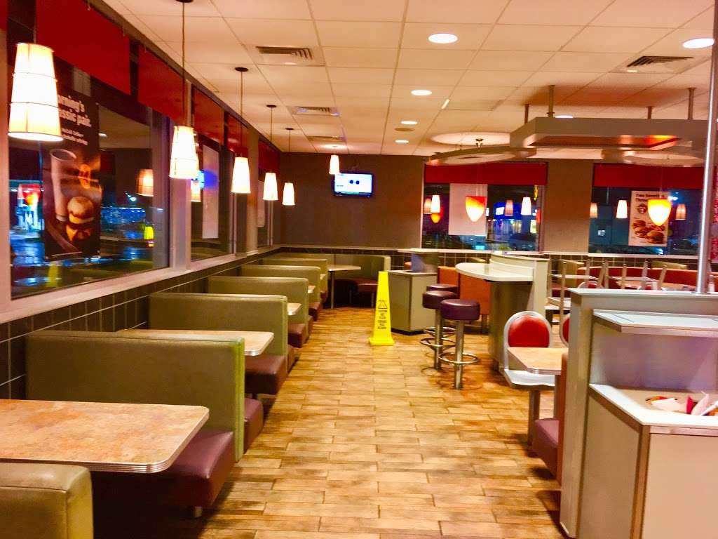 McDonalds | 13 E Northbrook Dr, Dwight, IL 60420 | Phone: (815) 584-9008