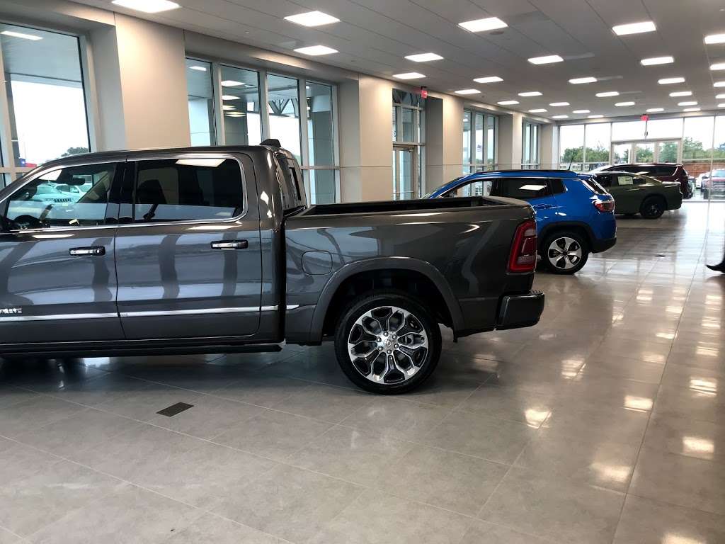 Sterling Chrysler Dodge Jeep Ram | 9030 Hwy 6, Navasota, TX 77868, USA | Phone: (936) 825-7551