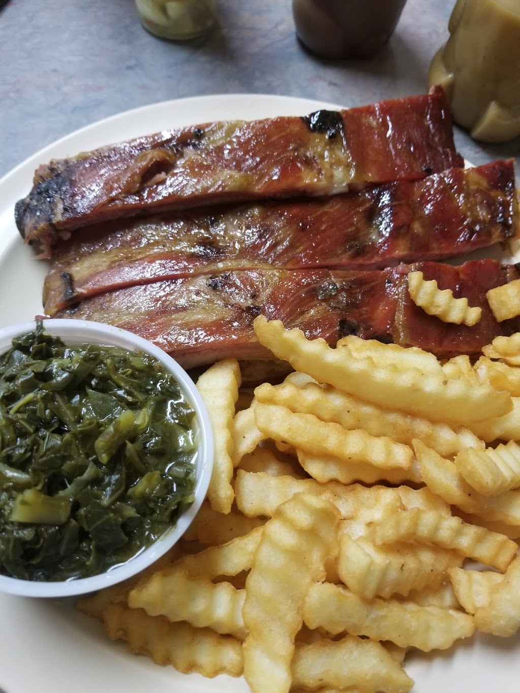 Old Crow Real Pit Bar-B-Q | 41100 FL-19, Umatilla, FL 32784 | Phone: (352) 669-3922