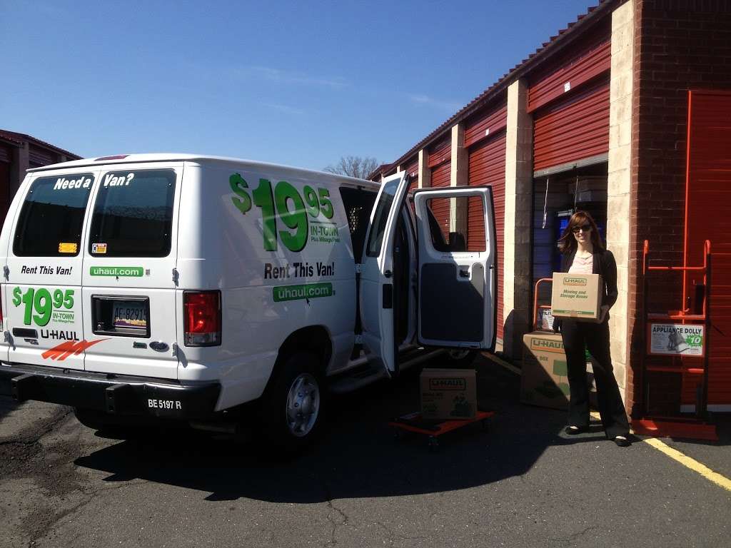 U-Haul Moving & Storage of North Brunswick | 1256 How Ln, North Brunswick Township, NJ 08902 | Phone: (732) 993-5072