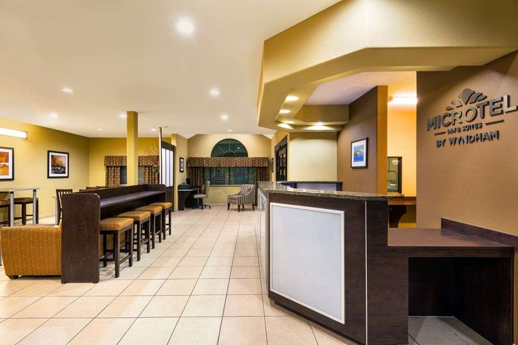 Microtel Inn & Suites by Wyndham San Antonio by SeaWorld | 1605 TX-1604 Loop 1604 S, San Antonio, TX 78245, USA | Phone: (210) 782-8381