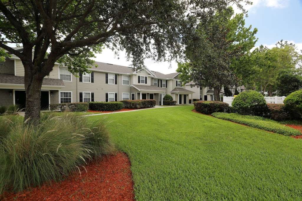 Cambridge Cove Apartments | 1700 Cambridge Cove Pass, Lakeland, FL 33810, USA | Phone: (844) 364-5050