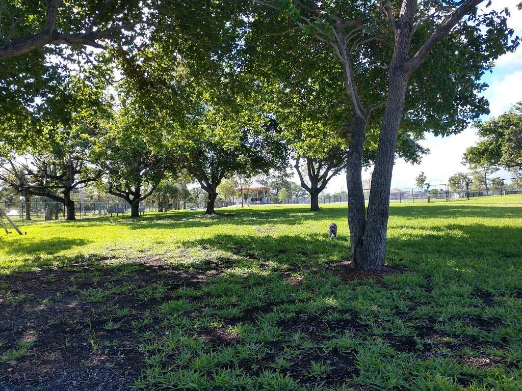 Lake Woof Dog Park | 1996 Center Dr, Lake Worth, FL 33461, USA