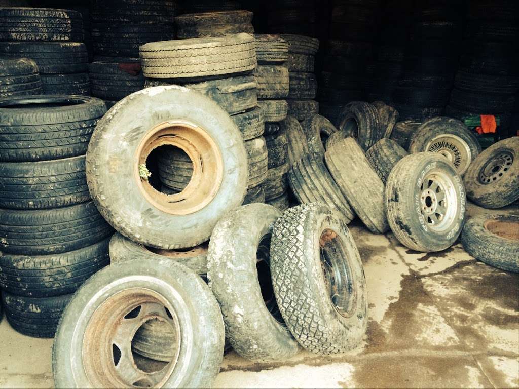 Quick Tires Recycling/We Buy Automotive Scrap | 38w720, Binnie Road, Dundee Township, IL 60118 | Phone: (847) 401-9090