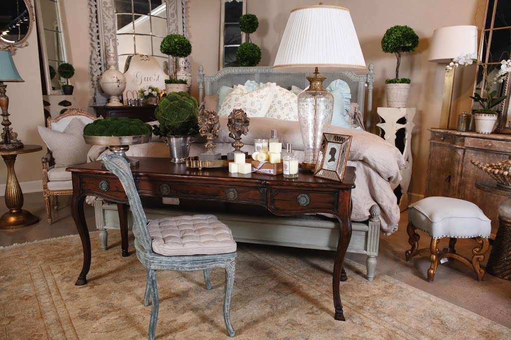 Donnas Home Furnishings | 5629 W Davis St, Conroe, TX 77304, USA | Phone: (936) 828-3788