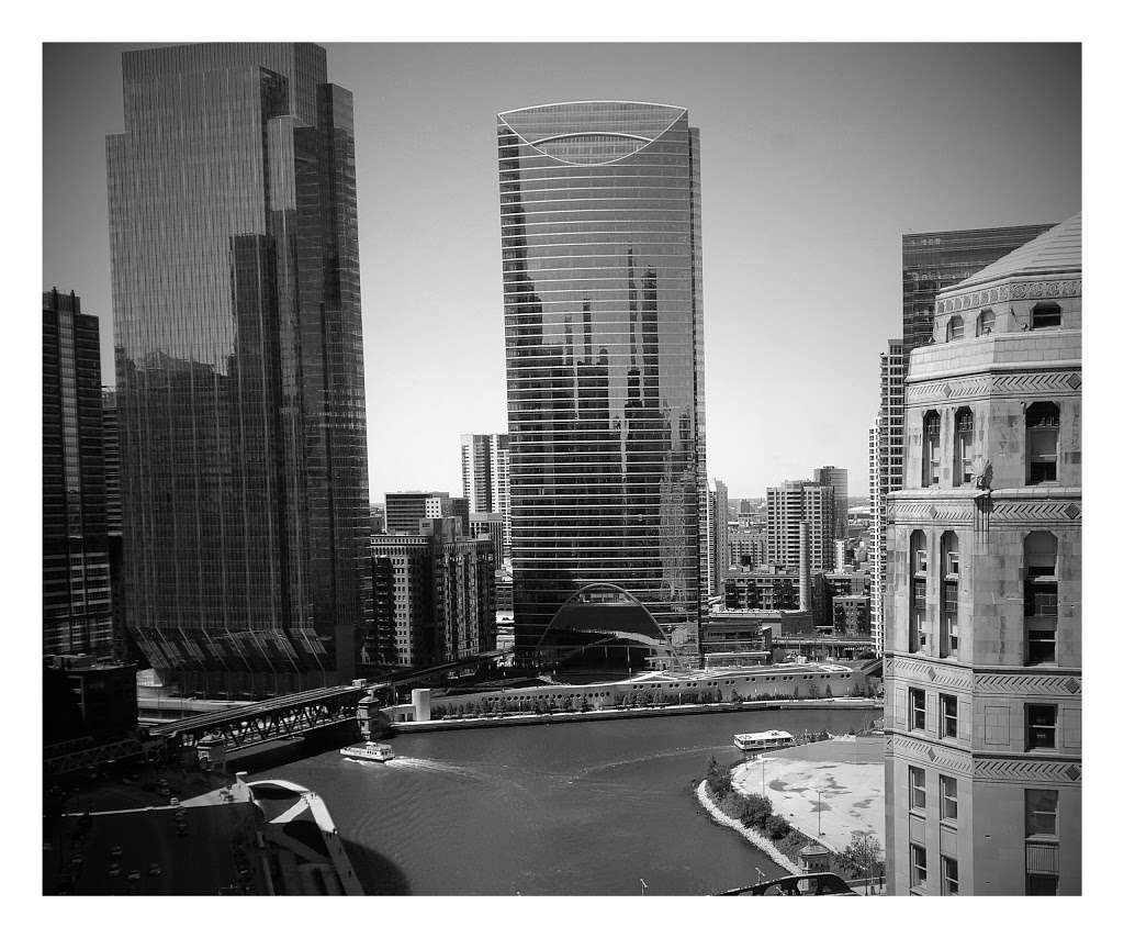 CSR US | 300 N LaSalle Dr, Chicago, IL 60654, USA
