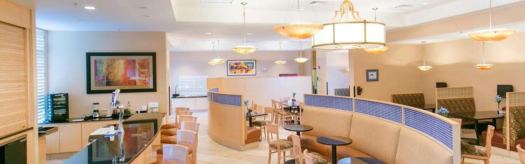 Holiday Inn Winter Haven | 200 Cypress Gardens Blvd, Winter Haven, FL 33880, USA | Phone: (863) 292-2100