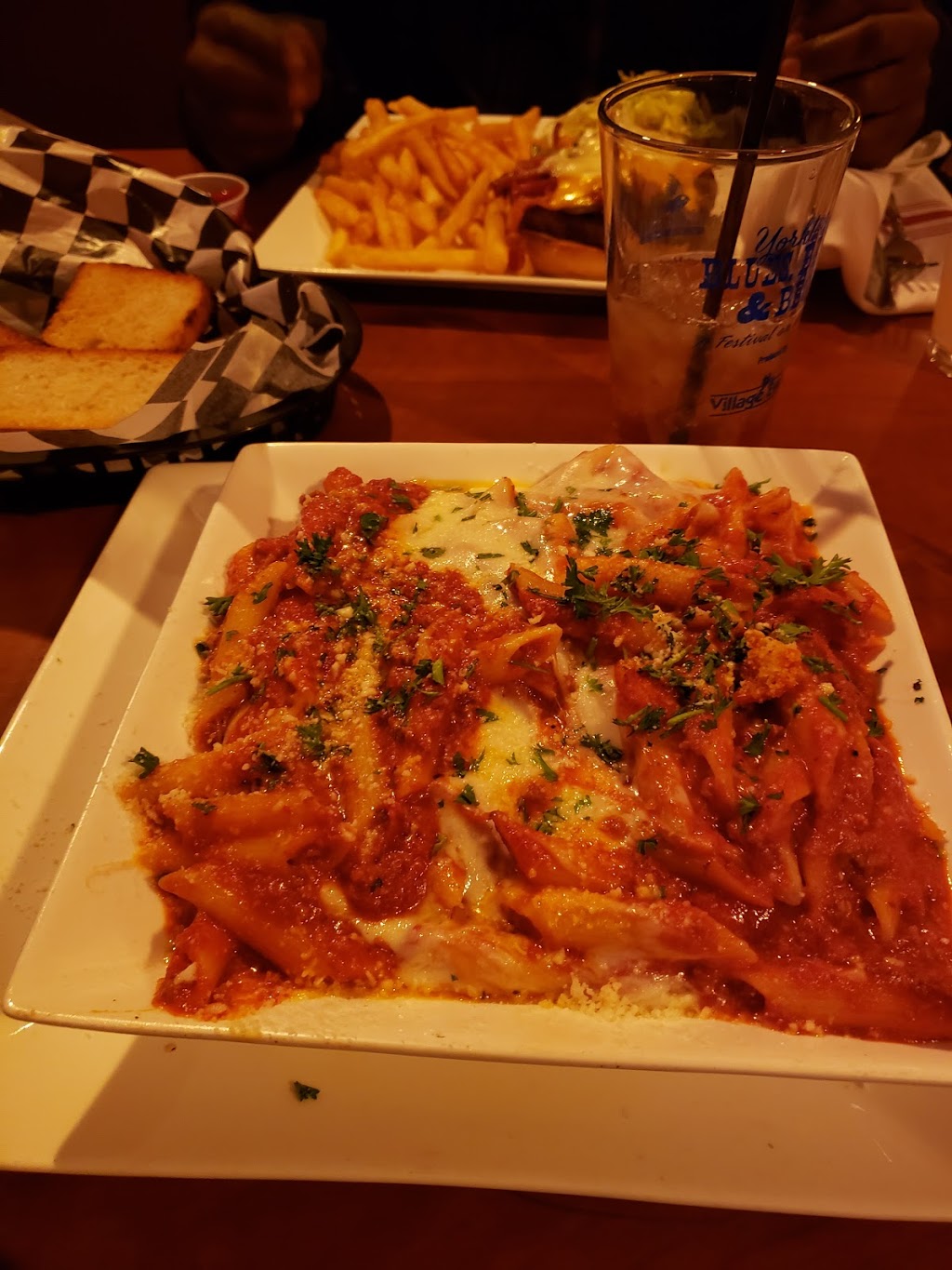 Mama Rosas Italian Family Restaurant | 617 E Mercury Blvd, Hampton, VA 23663 | Phone: (757) 723-3560