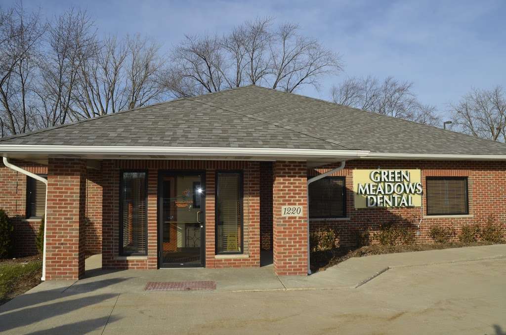 Green Meadows Dental Ltd: Phan Vu DDS | 1220 N Green Bay Rd, Waukegan, IL 60085, USA | Phone: (847) 336-9798