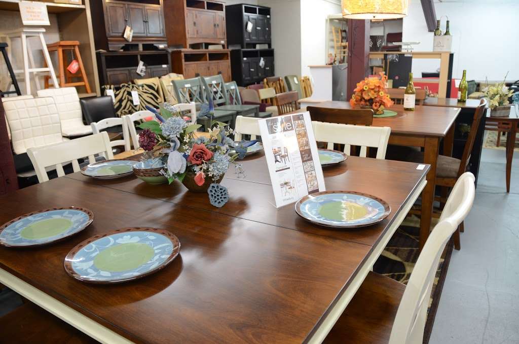 Longs Landing Furniture | 5167 East State Route 46, Bloomington, IN 47401, USA | Phone: (812) 332-5888