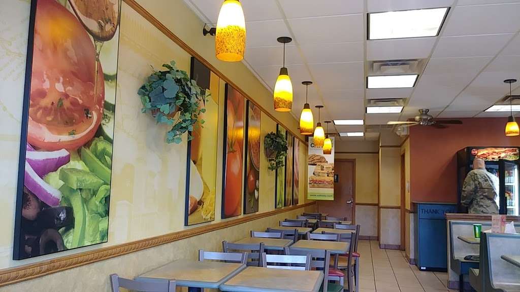 Subway | 5855 E 211th St #16, Noblesville, IN 46062, USA | Phone: (317) 877-1585