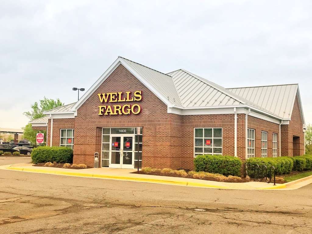 Wells Fargo Bank | 14430 Chantilly Crossing Ln, Chantilly, VA 20151 | Phone: (703) 378-5216