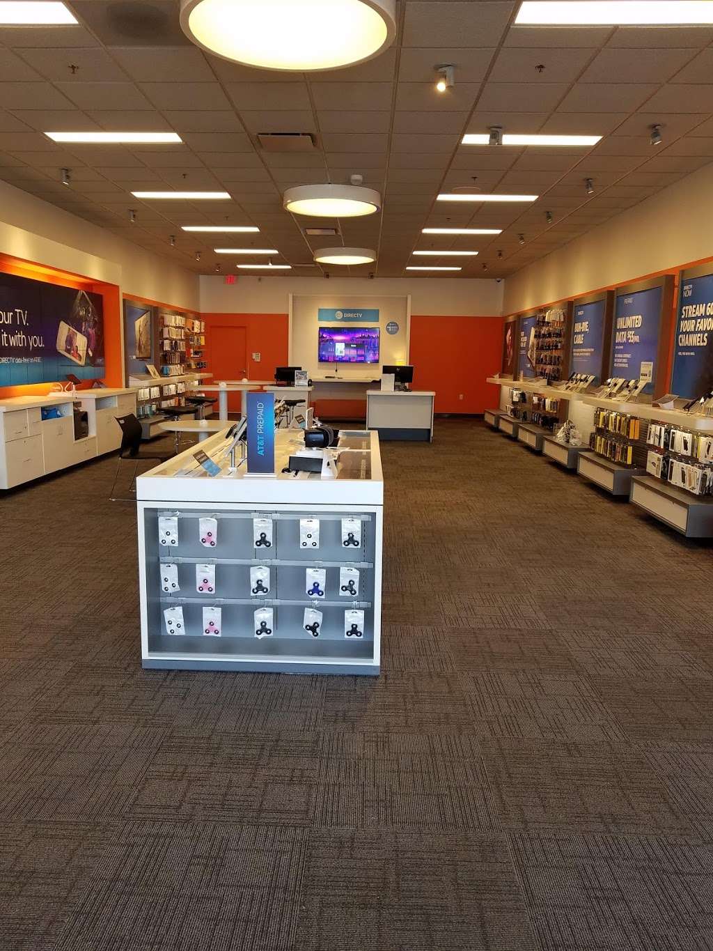 AT&T Store | 1406 E Lincolnway Suite C, La Porte, IN 46350, USA | Phone: (219) 324-2571