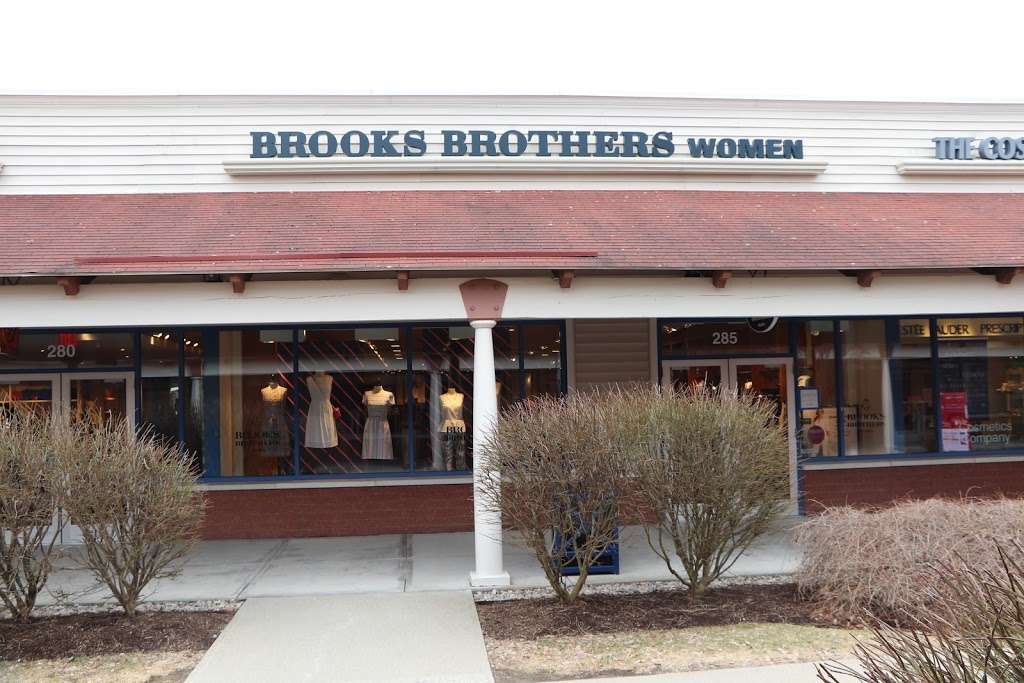 Brooks Brothers Mens Factory Outlet | 1 Outlet Blvd, Wrentham, MA 02093, USA | Phone: (508) 384-9864