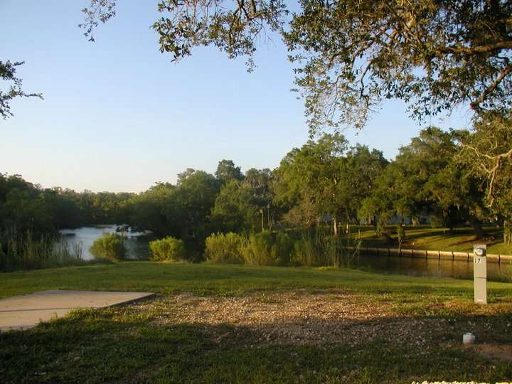 Bayou Oaks RV Park | 18191 S, State Hwy 288, Angleton, TX 77515, USA | Phone: (979) 824-2737