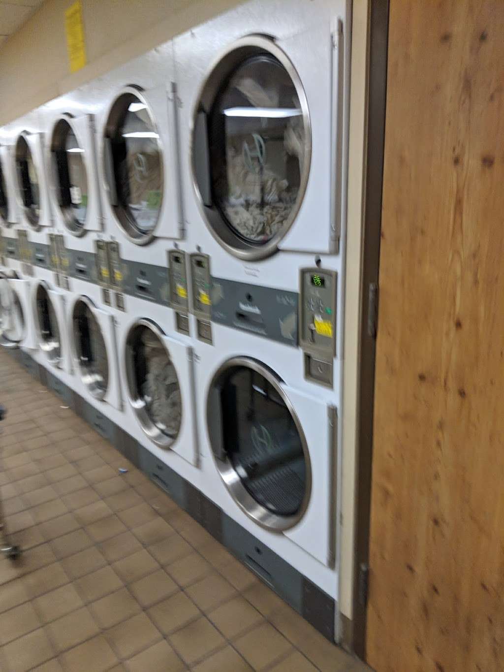 Linen Exchange & Guest Laundry | Estes Park, CO 80517, USA | Phone: (970) 586-4444