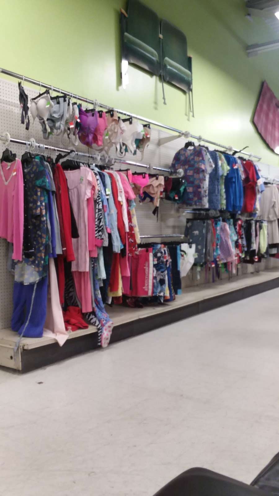 Goodwill Store | 6775 S Emerson Ave, Indianapolis, IN 46237 | Phone: (317) 783-2942