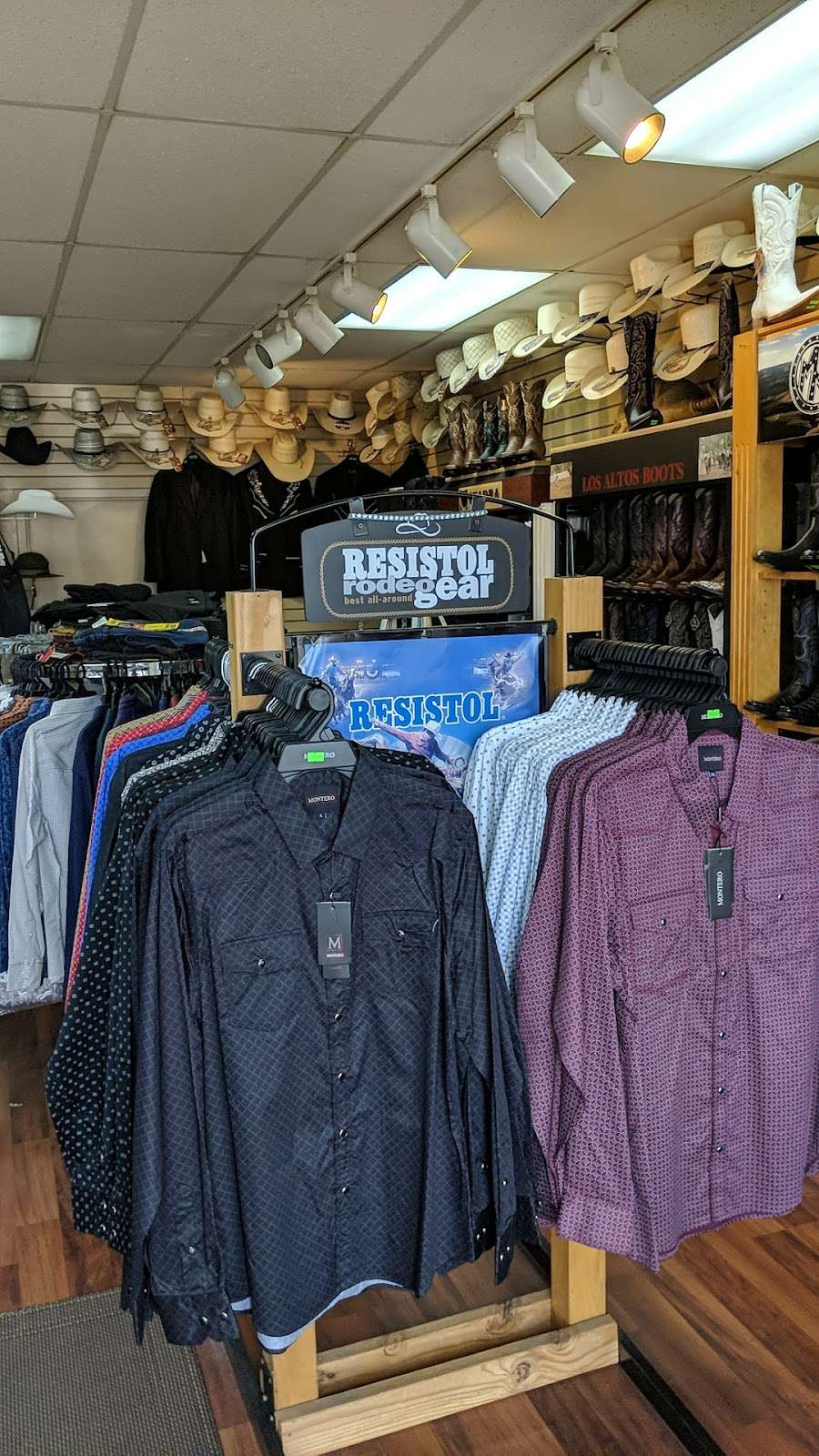 El Ranchero Western Wear - clothing store  | Photo 4 of 8 | Address: 395 S King Rd Suite A, San Jose, CA 95116, USA | Phone: (408) 937-5530