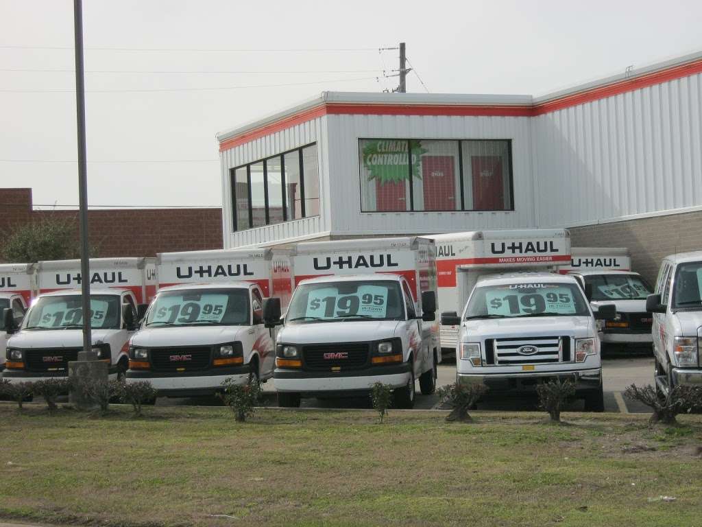 U-Haul Moving & Storage of League City | 351 Gulf Fwy S, League City, TX 77573, USA | Phone: (281) 338-8778