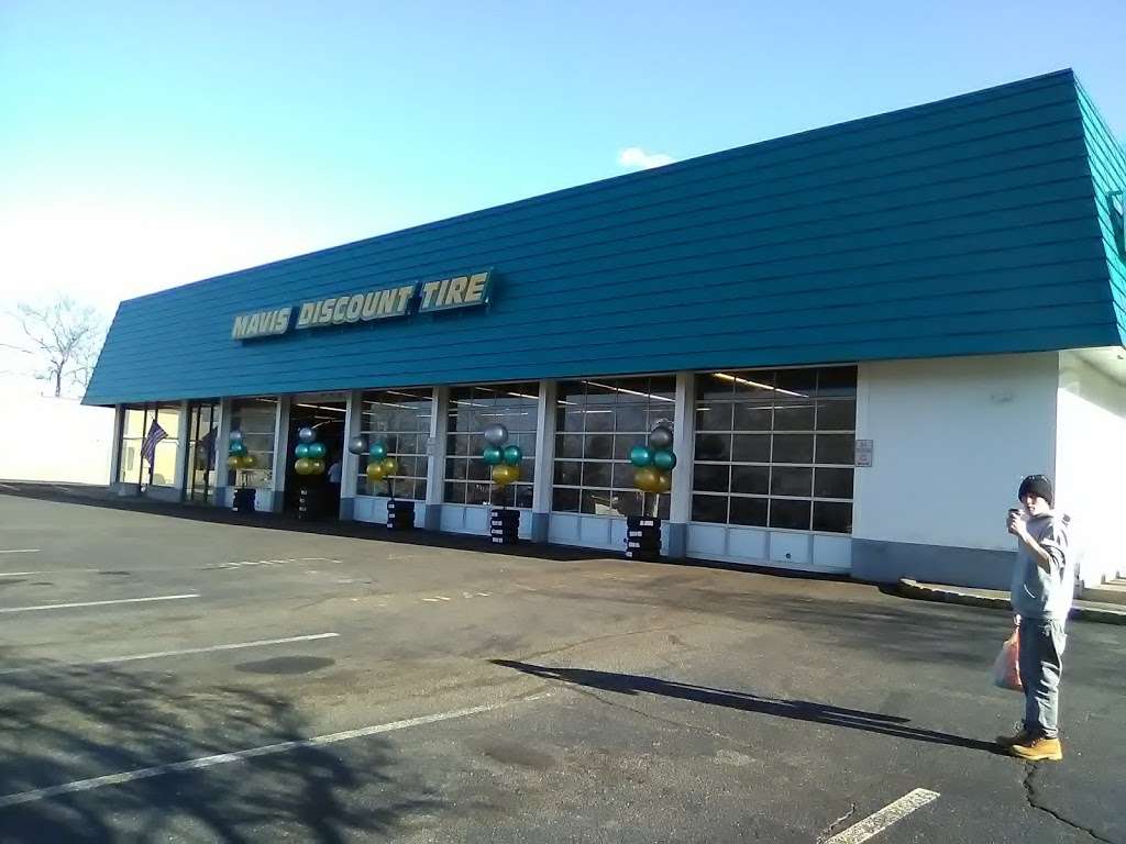 Mavis Discount Tire | 350 NJ-70, Lakewood, NJ 08701, USA | Phone: (732) 941-3733