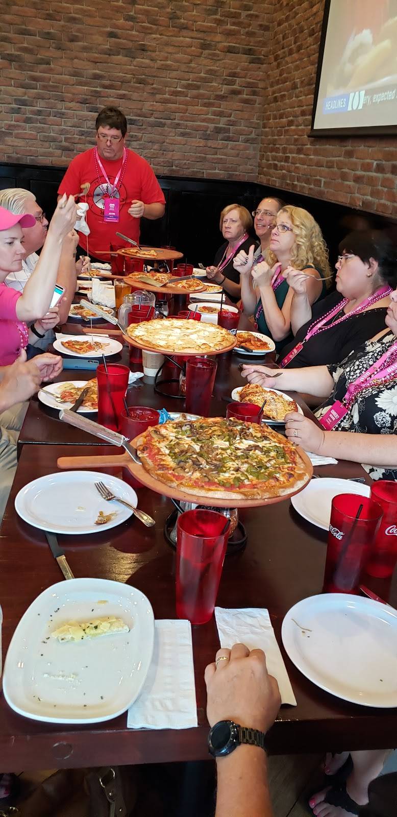 Tommy Gs Coal Fired Pizza | 901 Convention Center Blvd #115, New Orleans, LA 70130 | Phone: (504) 358-2006