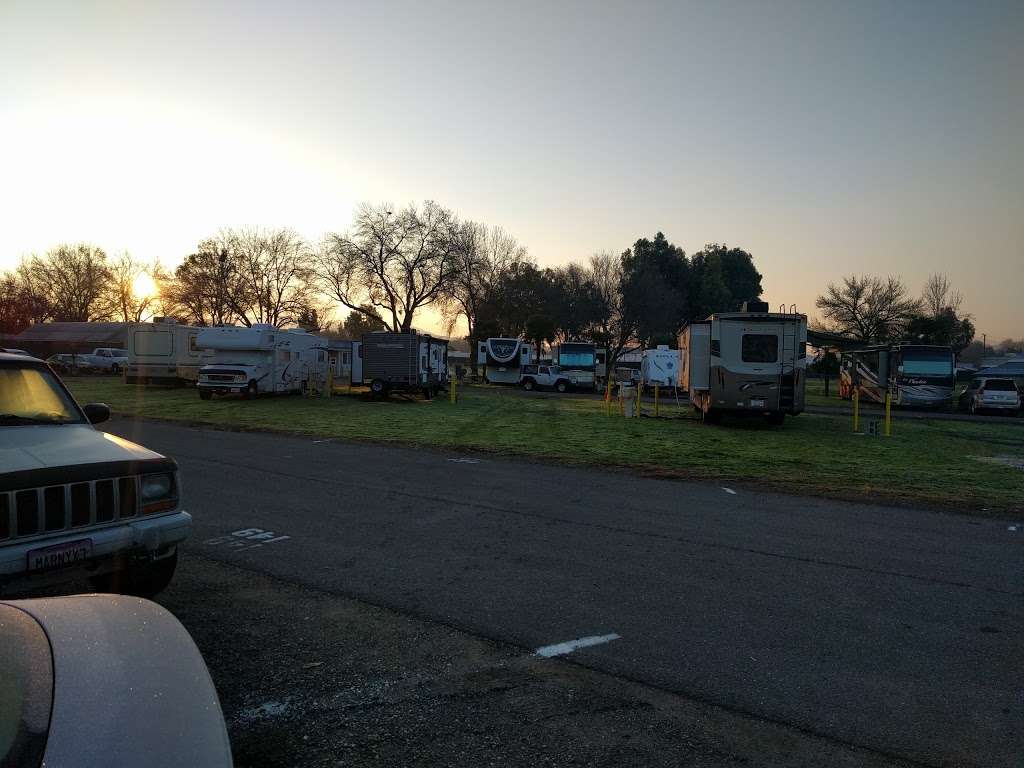 Alameda County Fairgrounds RV Park | Road 12, 2100 Valley Ave, Pleasanton, CA 94566, USA | Phone: (925) 426-3340