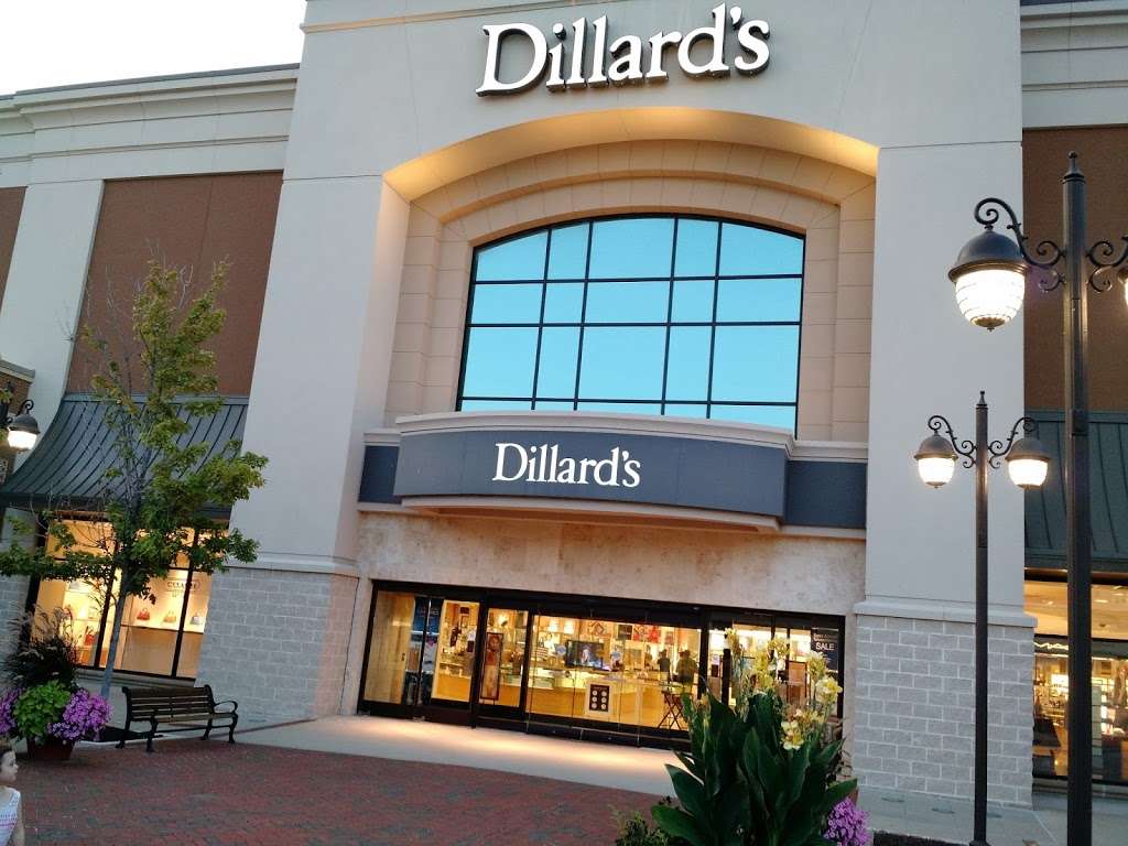 Dillards | 7350 NW 87th Terrace, Kansas City, MO 64153 | Phone: (816) 741-0707