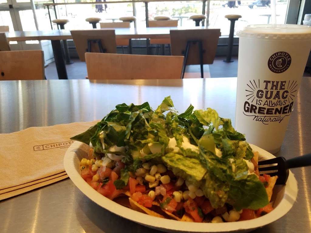 Chipotle Mexican Grill | 93 Turnpike St, North Andover, MA 01845, USA | Phone: (978) 688-1883