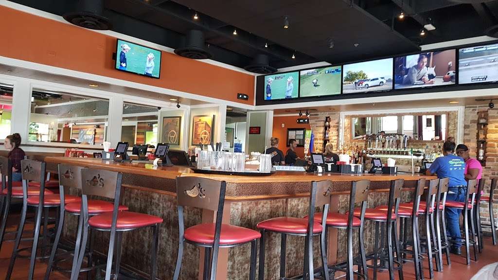 Chilis Grill & Bar | 708 Cagan View Rd, Clermont, FL 34714, USA | Phone: (352) 394-1133