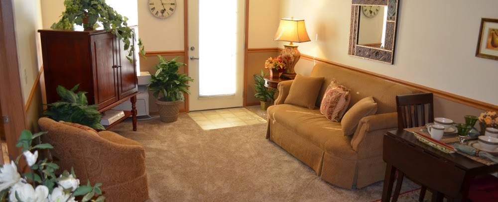 Coventry Meadows Assisted Living | 7833 W Jefferson Blvd, Fort Wayne, IN 46804 | Phone: (260) 435-2100