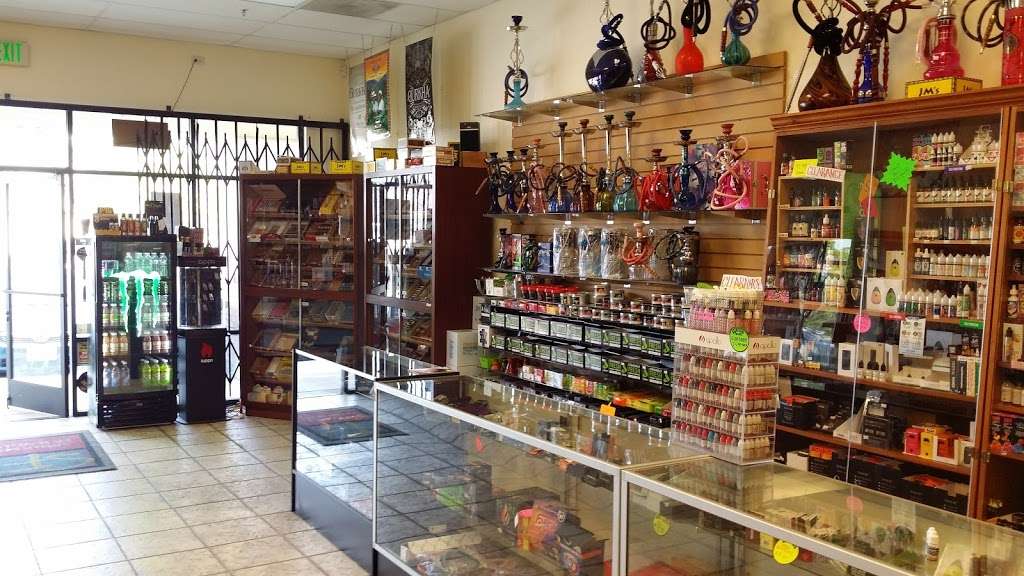 Smoker Friendly Livermore Smoke Shop | 1318 N Vasco Rd, Livermore, CA 94551 | Phone: (925) 455-0300