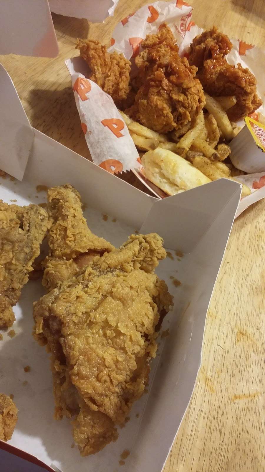 Popeyes Louisiana Kitchen | 98 Central Ave E, Edgewater, MD 21037, USA | Phone: (410) 956-3539