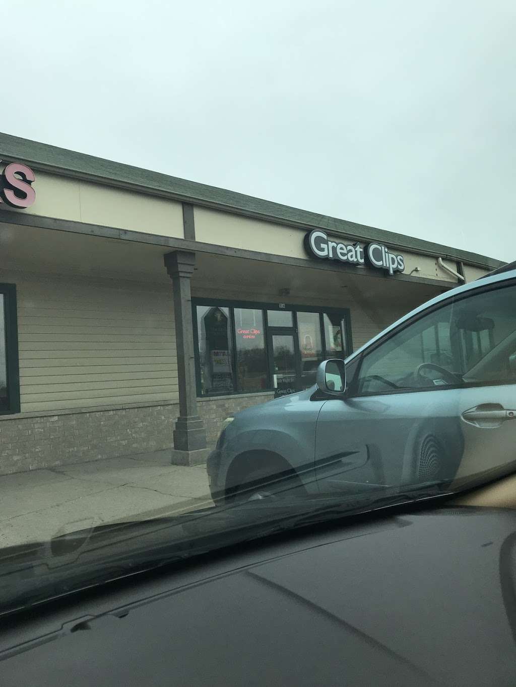 Great Clips | 814 Fox Ln, Waterford, WI 53185, USA | Phone: (262) 332-7888