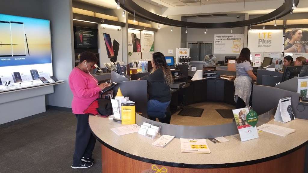 Sprint Store | 14095 Northwest Fwy Ste A, Houston, TX 77040, USA | Phone: (713) 690-2888